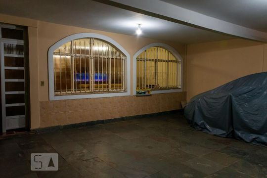 Garagem de casa à venda com 3 quartos, 200m² em Vila Guaca, São Paulo
