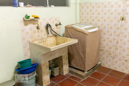Área de serviço de casa à venda com 3 quartos, 200m² em Vila Guaca, São Paulo