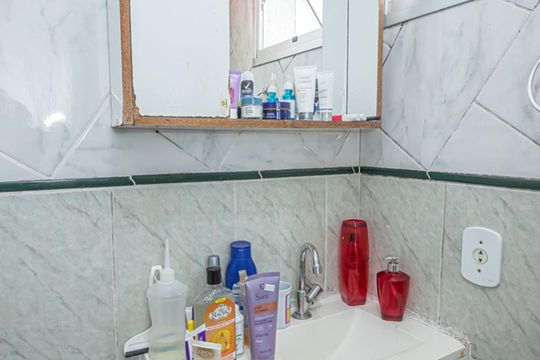 Banheiro de apartamento à venda com 2 quartos, 47m² em Jardim Santa Terezinha (zona Leste), São Paulo