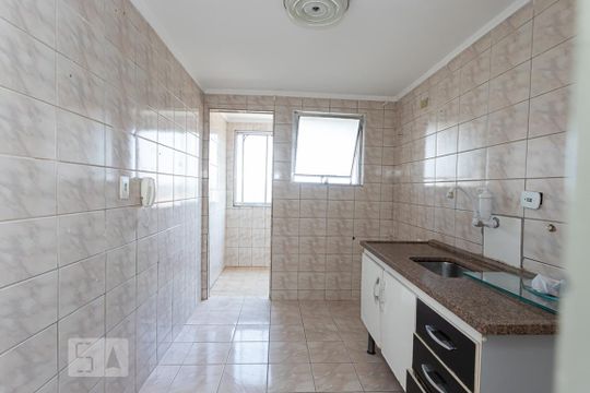 Cozinha de apartamento para alugar com 2 quartos, 63m² em Cidade São Mateus, São Paulo