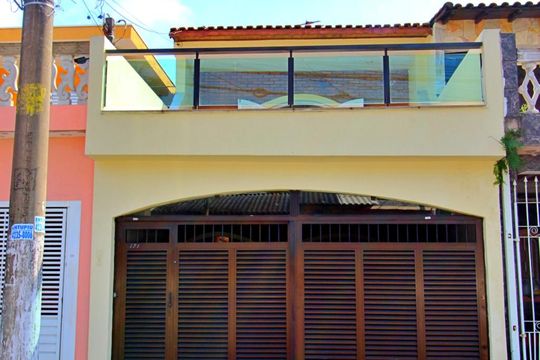 Fachada de casa para alugar com 3 quartos, 210m² em Jardim Las Vegas, Santo André