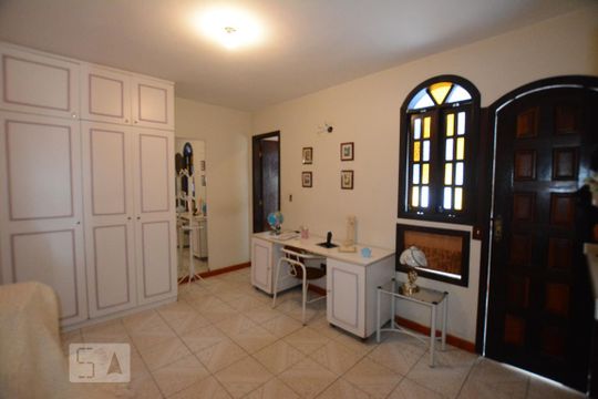 Quarto 1 suite de casa à venda com 3 quartos, 136m² em Irajá, Rio de Janeiro