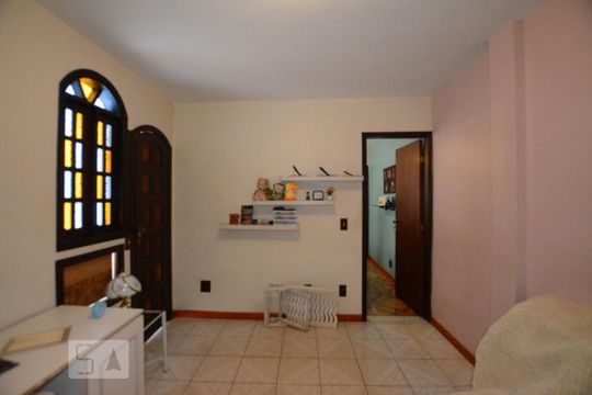 Quarto 1 suite de casa à venda com 3 quartos, 136m² em Irajá, Rio de Janeiro