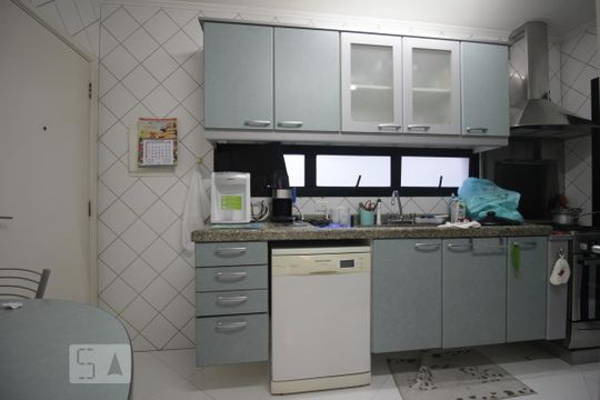 Cozinha de apartamento à venda com 3 quartos, 130m² em Vila Andrade, São Paulo