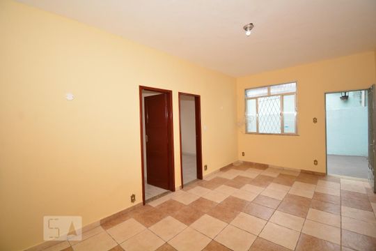 Sala de casa à venda com 2 quartos, 68m² em Quintino Bocaiúva, Rio de Janeiro