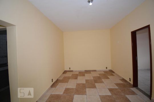 Sala de casa à venda com 2 quartos, 68m² em Quintino Bocaiúva, Rio de Janeiro
