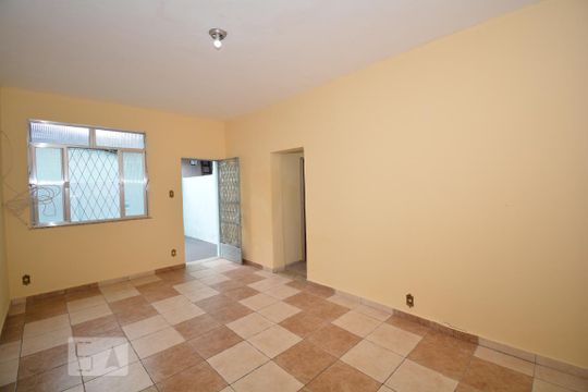 Casa à venda com 2 quartos, 68m² em Quintino Bocaiúva, Rio de Janeiro