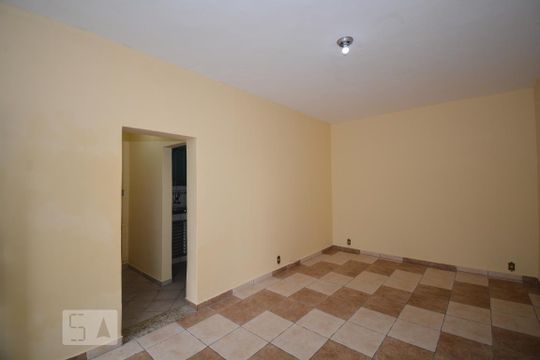 Sala de casa à venda com 2 quartos, 68m² em Quintino Bocaiúva, Rio de Janeiro