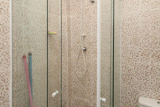 Banheiro de apartamento para alugar com 1 quarto, 40m² em Cascadura, Rio de Janeiro