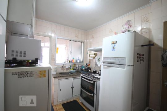 Cozinha de apartamento à venda com 3 quartos, 84m² em Vila Santo Estéfano, São Paulo