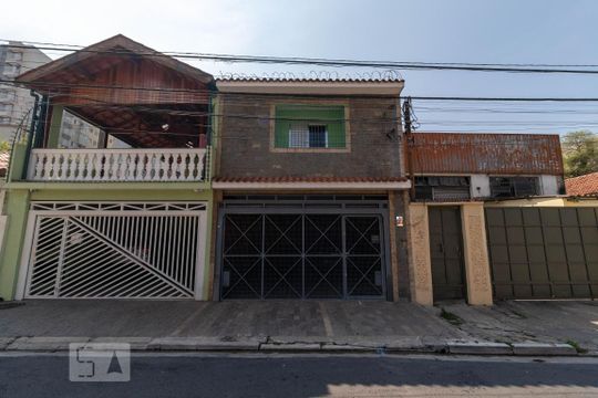 Fachada de casa à venda com 5 quartos, 400m² em Vila Vitório Mazzei, São Paulo