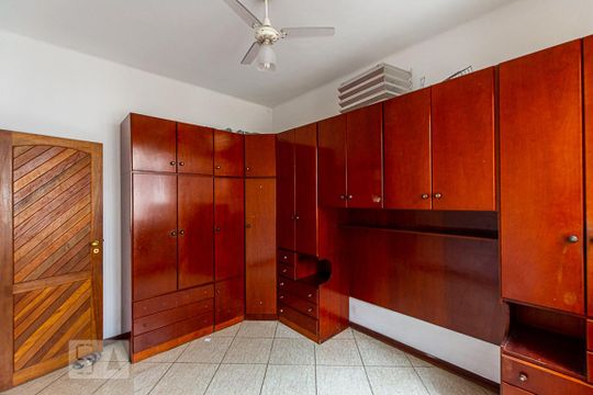 Quarto 1 de apartamento à venda com 2 quartos, 50m² em Fonseca, Niterói