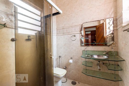 Banheiro Social de apartamento à venda com 2 quartos, 50m² em Fonseca, Niterói