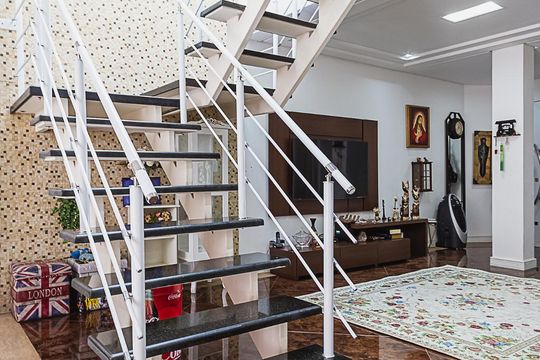 Sala de casa à venda com 5 quartos, 311m² em Campestre, Santo André