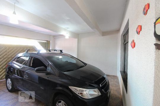 Garagem de casa à venda com 6 quartos, 231m² em Jardim Alvorada, Santo André