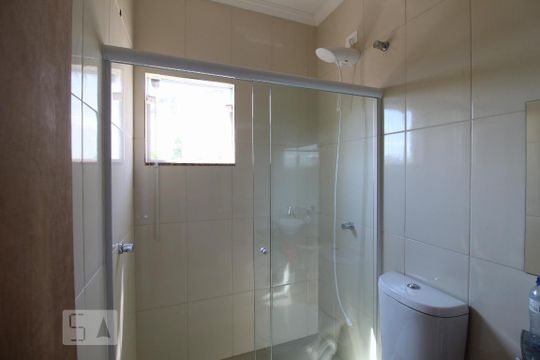 Banheiro suíte 1 de casa à venda com 6 quartos, 231m² em Jardim Alvorada, Santo André