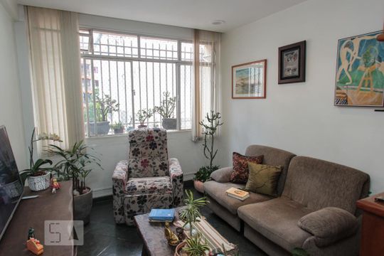 Sala de apartamento para alugar com 2 quartos, 65m² em Cidade Nova, Belo Horizonte