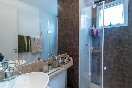 Banheiro de apartamento à venda com 2 quartos, 49m² em Imirim, São Paulo