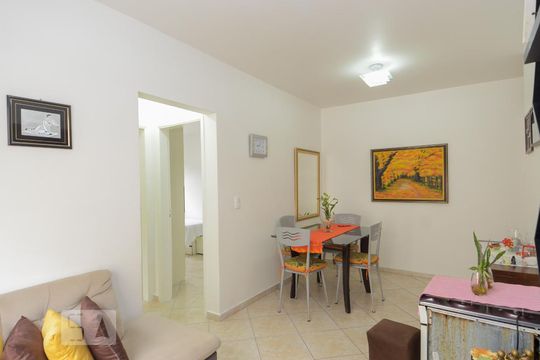 Sala de apartamento à venda com 2 quartos, 60m² em Jardim Paraventi, Guarulhos
