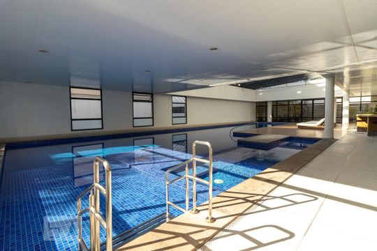 Piscina de apartamento para alugar com 1 quarto, 58m² em Pinheiros, São Paulo