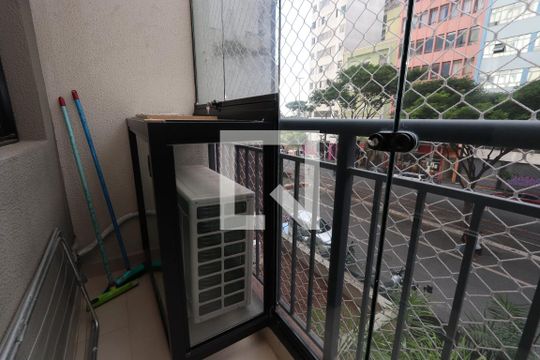 Varanda envidraçada de kitnet/studio à venda com 1 quarto, 26m² em Centro Histórico de São Paulo, São Paulo