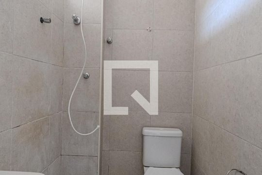 Banheiro de kitnet/studio à venda com 1 quarto, 30m² em Bela Vista, São Paulo