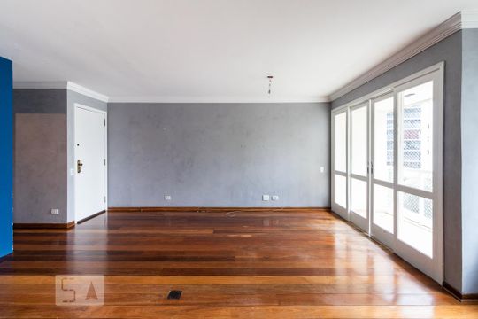 Apartamento à venda com 2 quartos, 100m² em Vila Nova Conceição, São Paulo