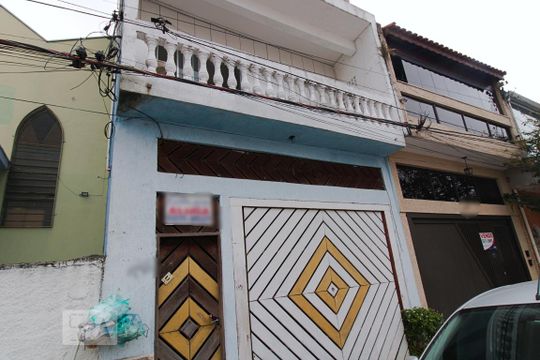 Fachada de casa para alugar com 2 quartos, 75m² em Parque Arariba, São Paulo