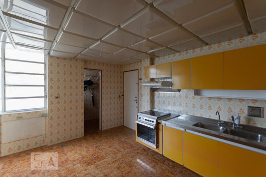 Cozinha de apartamento à venda com 3 quartos, 110m² em Tijuca, Rio de Janeiro