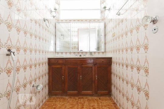 Lavabo de apartamento à venda com 3 quartos, 110m² em Tijuca, Rio de Janeiro
