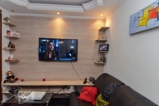 Sala de Estar de casa de condomínio à venda com 3 quartos, 180m² em Jardim Cocaia, Guarulhos