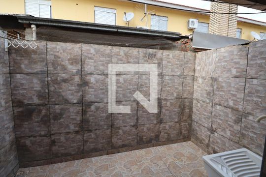 Área de Serviço de casa de condomínio para alugar com 2 quartos, 70m² em Rio Branco, Canoas