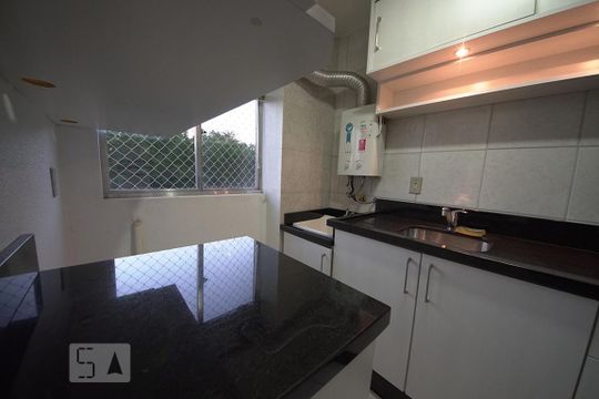 Cozinha e Área de Serviço de apartamento para alugar com 2 quartos, 54m² em São Miguel, São Leopoldo