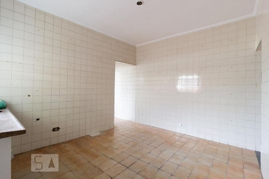 Cozinha de casa à venda com 1 quarto, 40m² em Vila Nova Galvão, São Paulo