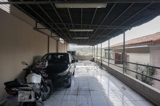 Garagem de casa à venda com 8 quartos, 550m² em Parque Mandaqui, São Paulo