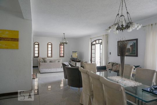 Sala de casa à venda com 8 quartos, 550m² em Parque Mandaqui, São Paulo