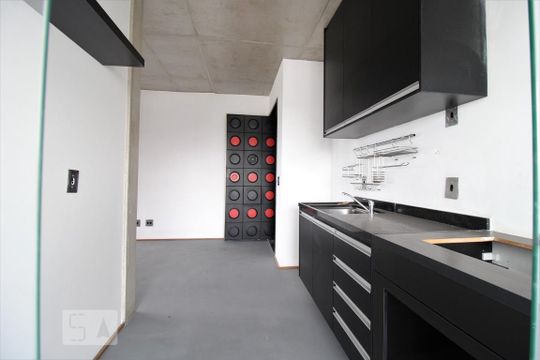 Cozinha de apartamento para alugar com 1 quarto, 70m² em Vila Leopoldina, São Paulo