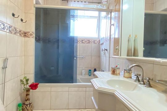Banheiro Geral de apartamento para alugar com 3 quartos, 163m² em Centro Histórico, Porto Alegre