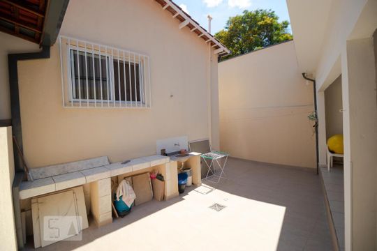Quintal de casa à venda com 5 quartos, 300m² em Botafogo, Campinas