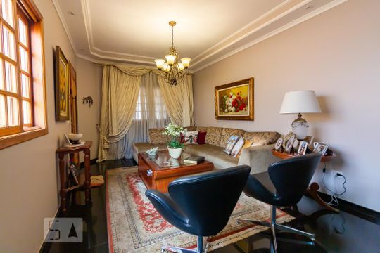 Sala de casa à venda com 4 quartos, 300m² em Jardim das Flores, Osasco