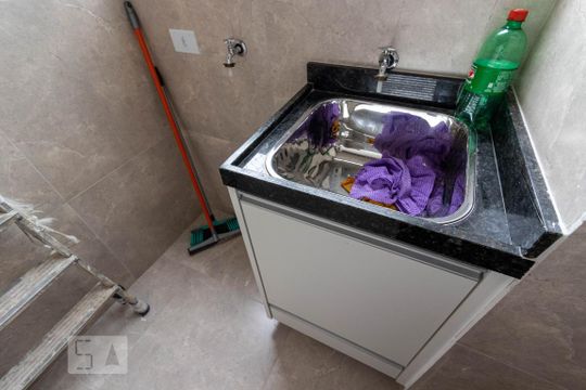Área de serviço de apartamento para alugar com 3 quartos, 70m² em Itaim Bibi, São Paulo