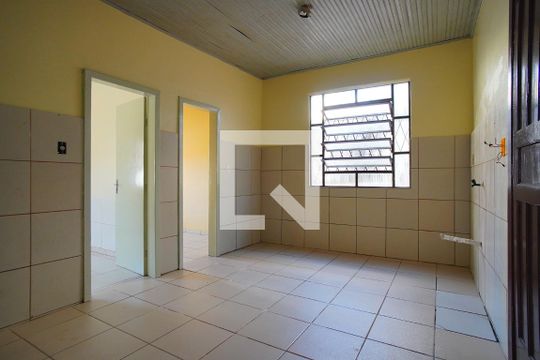 Casa para alugar com 2 quartos, 60m² em Jardim São Pedro, Porto Alegre
