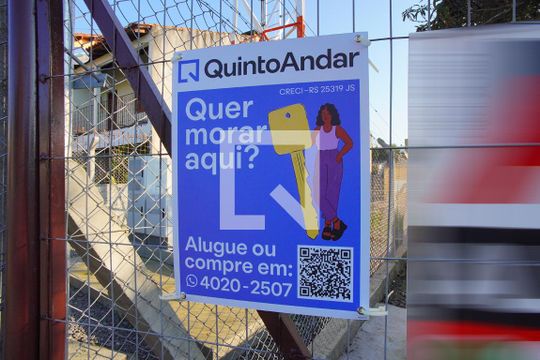 Plaquinha de casa para alugar com 2 quartos, 60m² em Jardim São Pedro, Porto Alegre