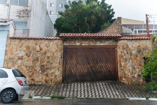 Fachada de casa para alugar com 5 quartos, 315m² em Parque Boturussu, São Paulo