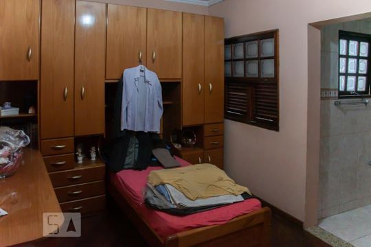 Suite 1 de casa para alugar com 5 quartos, 315m² em Parque Boturussu, São Paulo