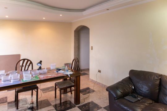 Sala de casa para alugar com 5 quartos, 315m² em Parque Boturussu, São Paulo
