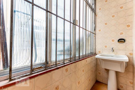 Área de Serviço de apartamento à venda com 3 quartos, 100m² em Centro, Niterói