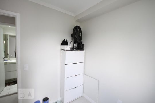 Quarto 2 de apartamento à venda com 2 quartos, 41m² em Campanário, Diadema