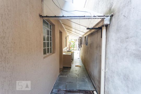 Área de Serviço de casa para alugar com 2 quartos, 78m² em Veloso, Osasco