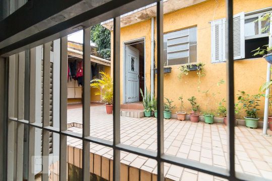 Vista quarto 3 de casa para alugar com 3 quartos, 240m² em Jardim Flor da Montanha, Guarulhos